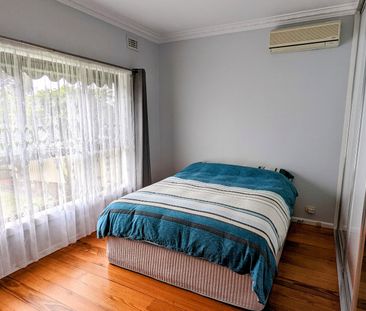 2 Tyree Avenue, Springvale VIC 3171 - House For Rent | Domain - Photo 5