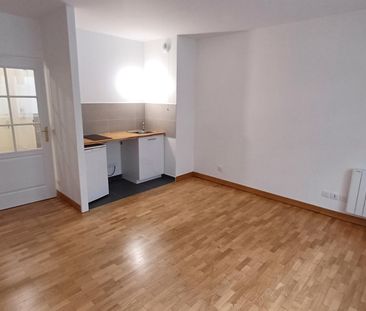 location Appartement F1 DE 27.8m² À PARIS - Photo 2