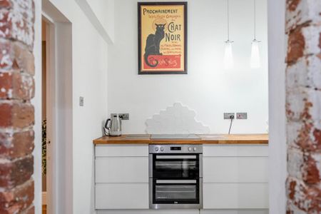 3 bedroom terraced house to rent - Photo 5