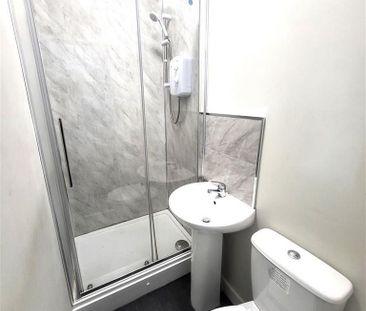 Studio to rent - Photo 6