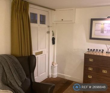 2 bedroom end of terrace house to rent - Photo 1