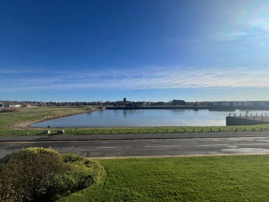 Cwrt Westfa, Llanelli, SA15 - Photo 1