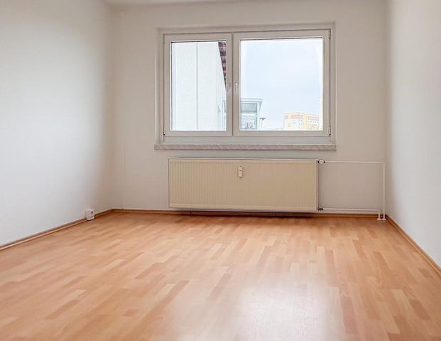 Hoch Hinaus mit Balkon! - Foto 1