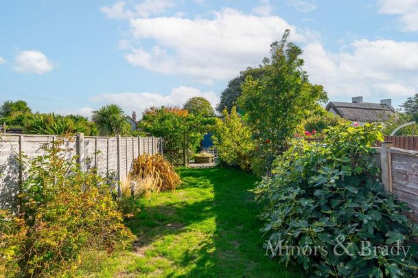 3 bedroom terraced house to rent - Photo 1