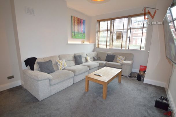 Lucas Place - Photo 1