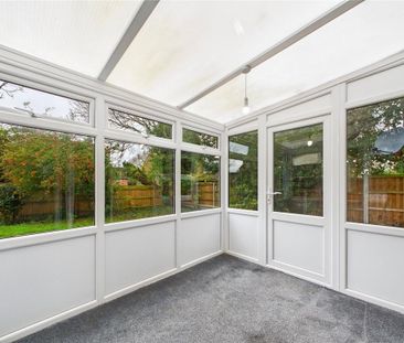 3 bedroom detached house to rent - Photo 2