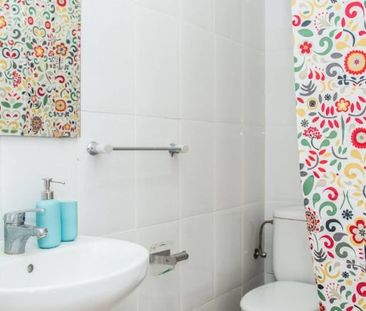 Carrer de Lancaster, Barcelona, Catalonia 08001 - Photo 4