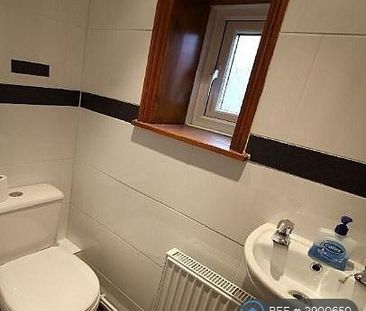 2 bedroom terraced house to rent - Photo 6