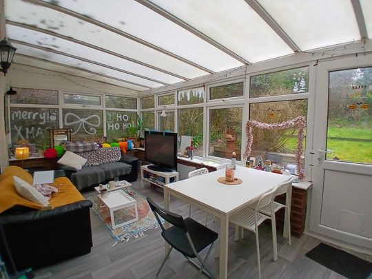 4 bedroom detached house to rent - Photo 1