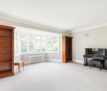 7 bedroom townhouse to rent - Photo 4