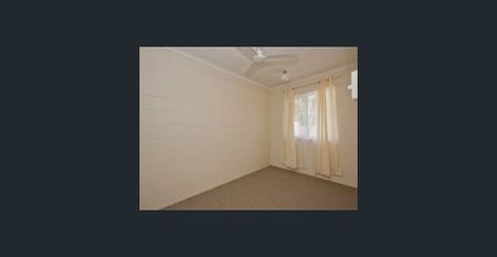 Your Home on Hall! - Photo 3