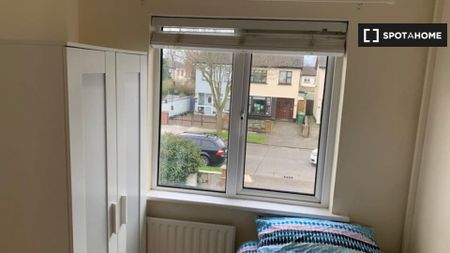 3-bedroom house for rent in Collinstown, Dublin - Photo 3