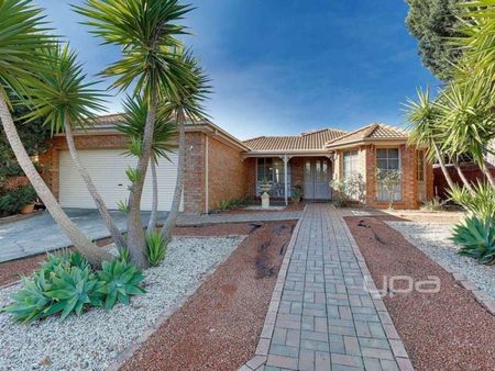 GREAT FAMILY HOME IN A SUPERB LOCATION! - Photo 4