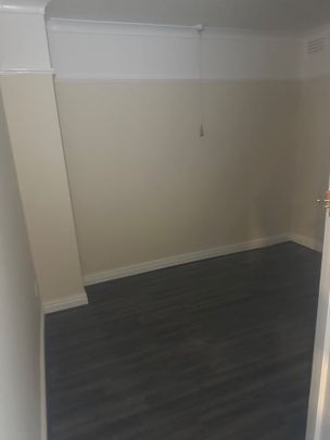 3 Bed Terraced House, Leyland Road, CV5 - Photo 1