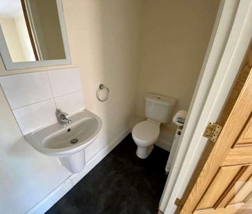 Stanley Avenue, Norwich, NR7 - Photo 3