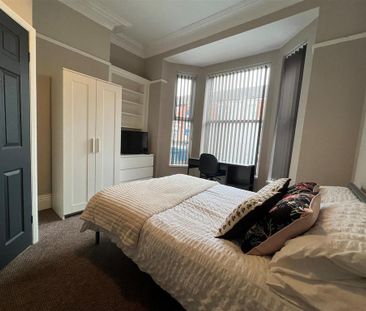 5 bedroom house share to rent - Photo 1