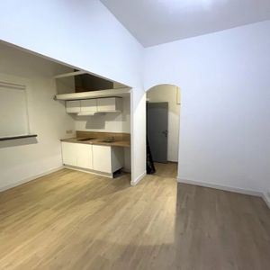 Location Appartement 2 pièces NICE 06000 - Photo 2