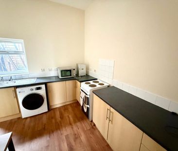 Studio to rent - Photo 3