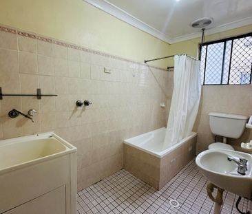 2/357 New Canterbury Road, Dulwich Hill, NSW 2203 - Photo 5