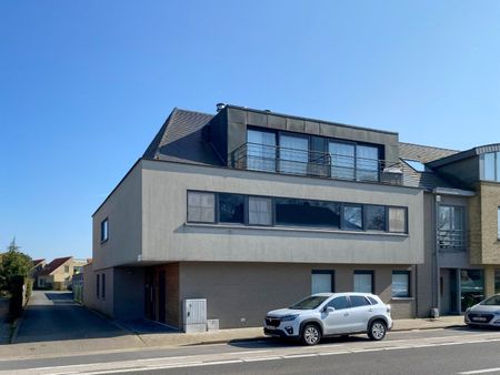 Gelijkvloerse appartement met 2 slaapkamers, tuin en garage. - Foto 3