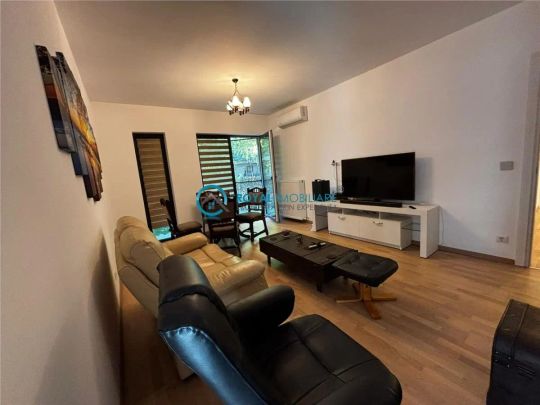Royal Imobiliare - Inchiriere apartament 3 camere zona Albert - Photo 1