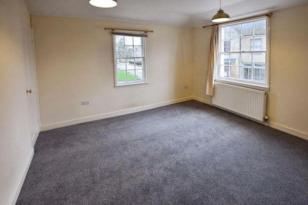 2 bedroom house to rent - Photo 1