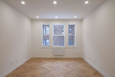 2068 Sherbrooke Street West - Photo 2