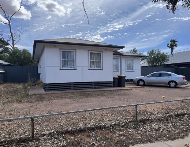 6 Rupert Street, 5700, Port Augusta Sa - Photo 1