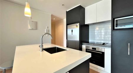 Exceptional City Living - Fully Furnished 2 Bedroom, 2 Bathroom + Balcony - Photo 3