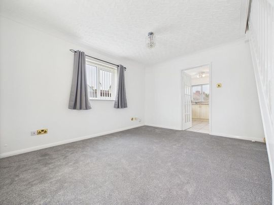 2 bedroom semi-detached house to rent - Photo 1