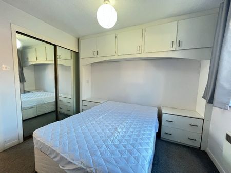 Fortingall Avenue, Ground, Glasgow, Kelvindale, G12 0LR - Photo 4