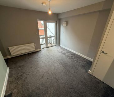 Market Street, Church Gresley, Swadlincote, DE11 - Photo 6