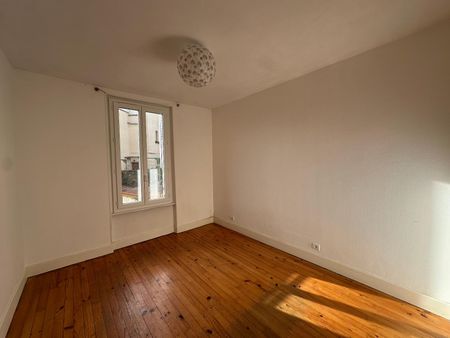 Location Maison 4 pièces 89m² CHAMALIERES 63400 - Photo 4