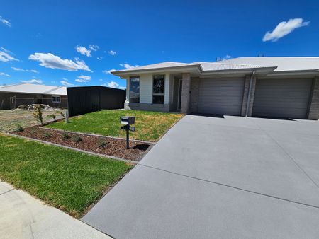 BRAND NEW PREMIUM DUPLEX - Photo 3