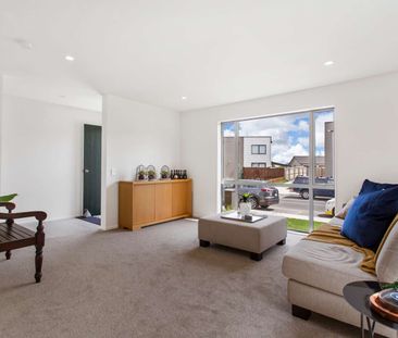 Four Bedroom Beauty! - Photo 4