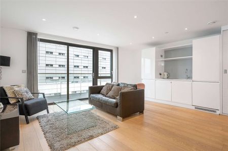 A modern studio apartment in a popular development. - Photo 4