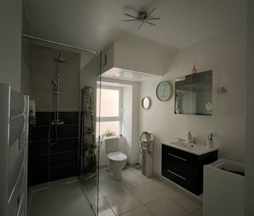 Location Appartement 2 pièces 48m² - Photo 3