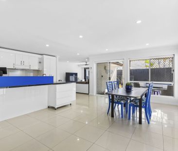 A Sunlit Family Sanctuary with Fresh Upgrades & a Sparkling Pool – ... - Photo 2