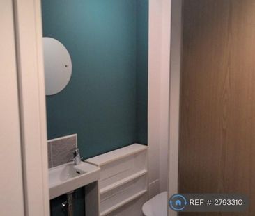 4 bedroom terraced house to rent - Photo 5