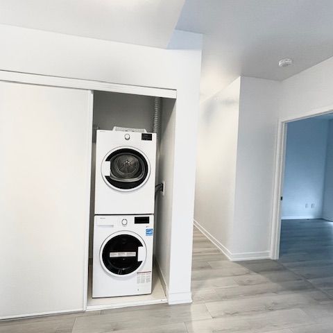 For Lease - 1787 St Clair Avenue Unit# 1109, Toronto, Ontario - Photo 1