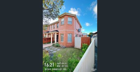 🏠Fully Furnished-FOR RENT | 2 Bed 2 Bath Furnished Split-Level Townhouse in Kingsford !CONFIRM THE LEASE TERM IN ADVANCE! - Photo 4