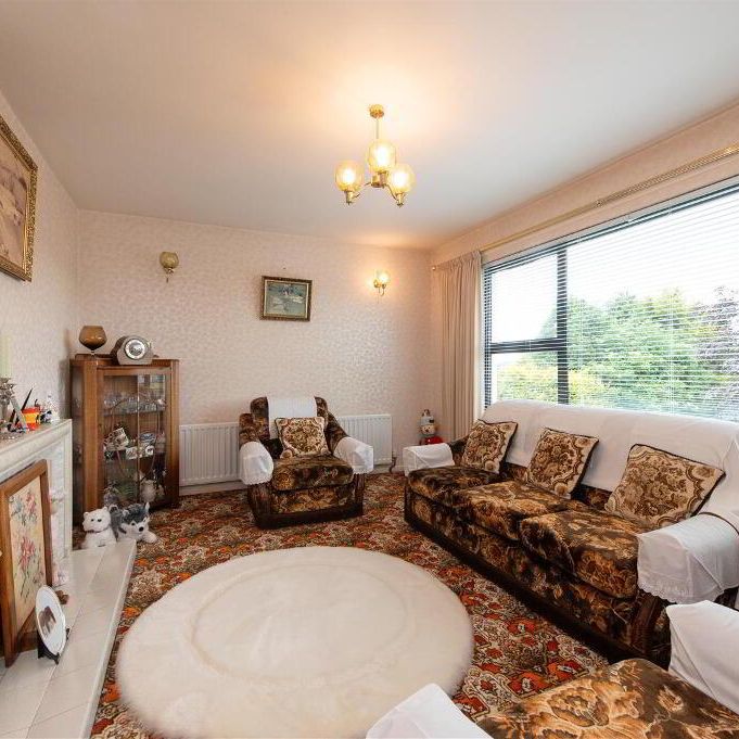 81 Lisburn Road, Ballynahinch, BT24 8TT - Photo 1