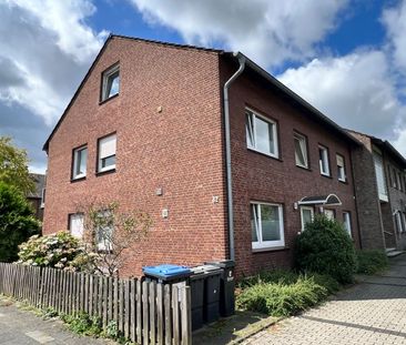 Schöne 2-Zimmer-DG-Wohnung in ruhiger Lage in Moers Hülsdonk zu ver... - Photo 1