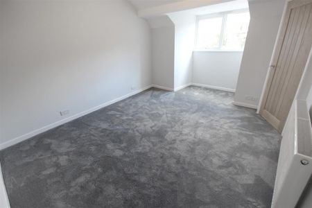 2 Bedroom Flat/Apartment To Let - Photo 5