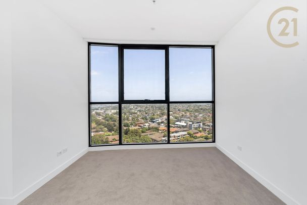 Stunning New Apartment with Breathtaking Views&excl; - Photo 1