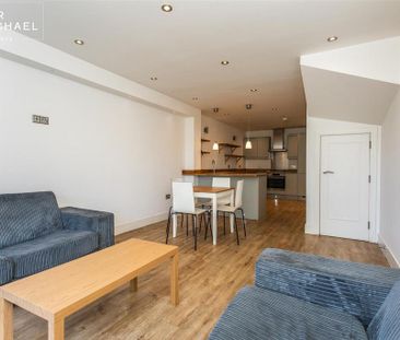 4 bedroom terraced house to rent - Photo 5