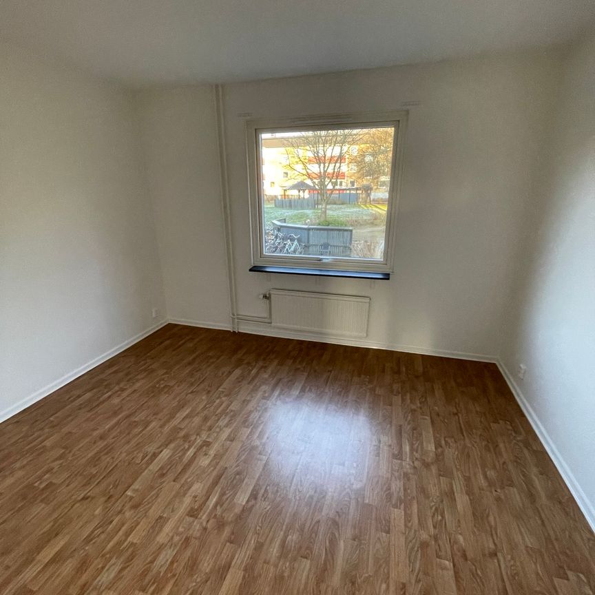 Idrottsgatan 13 A - Foto 1