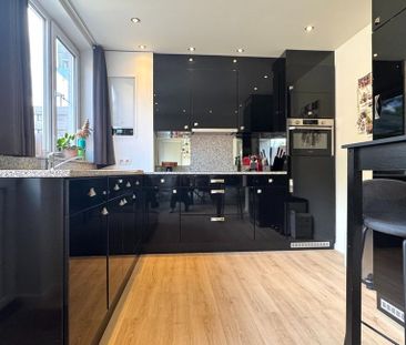 Appartement te huur in Genk voor € 950 met 2 slaapkamers - Photo 3