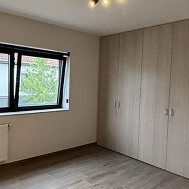 Woning te huur in Oostnieuwkerke voor € 1.150 met 3 slaapkamers - Photo 1