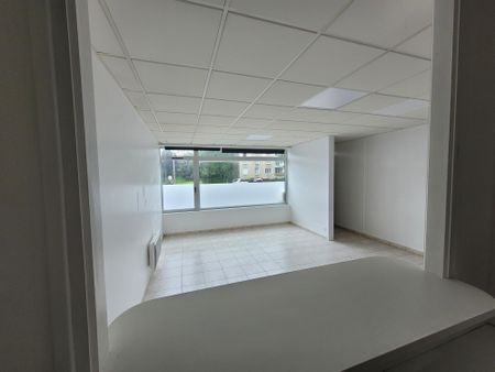 Location Appartement 2 pièces 51m² ST LO 50000 - Photo 5